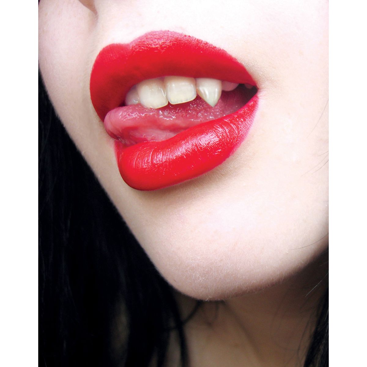 Small Vampire Fangs Deluxe
