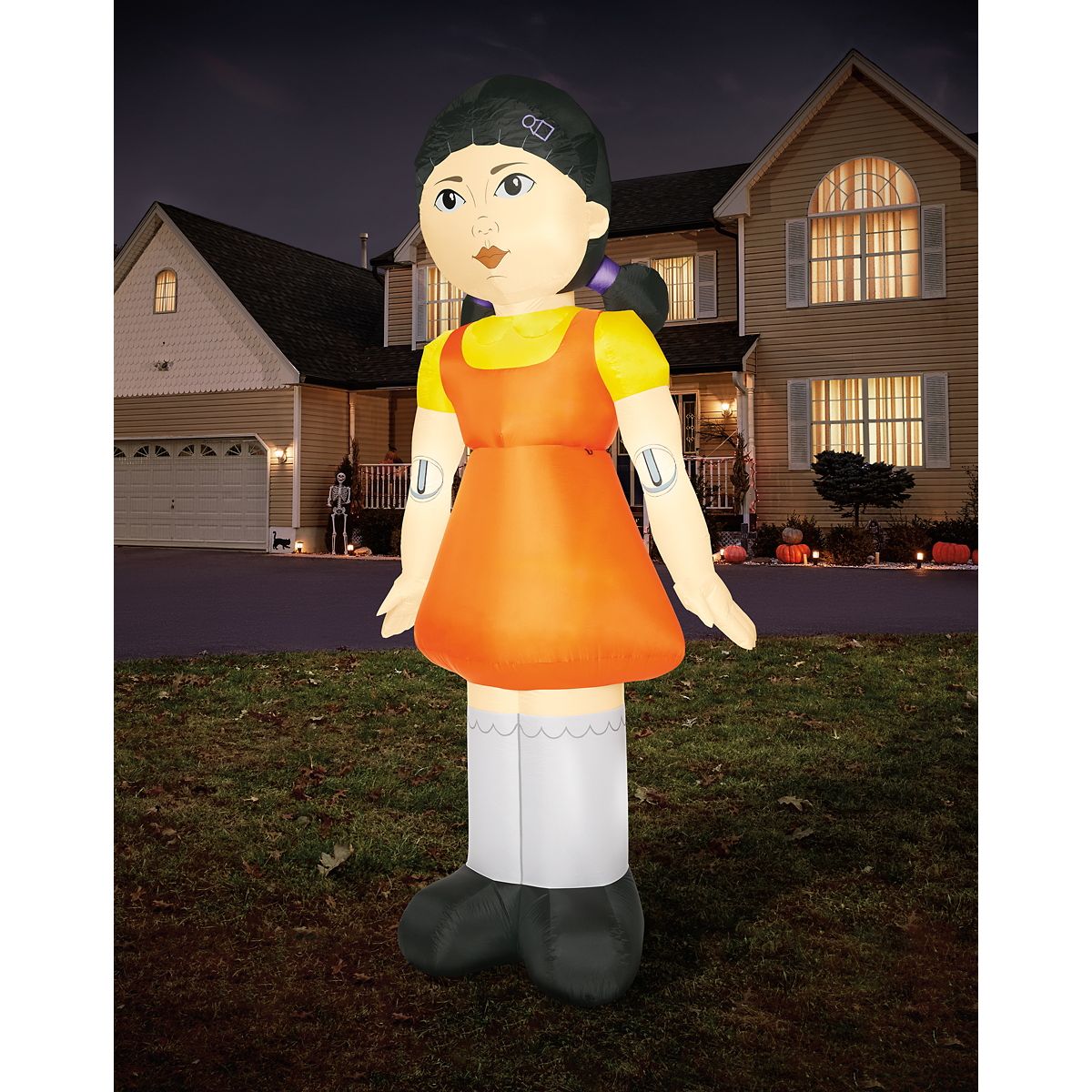 12 Ft Light-Up Young Hee Inflatable -  Squid Game MULTI-COLOR