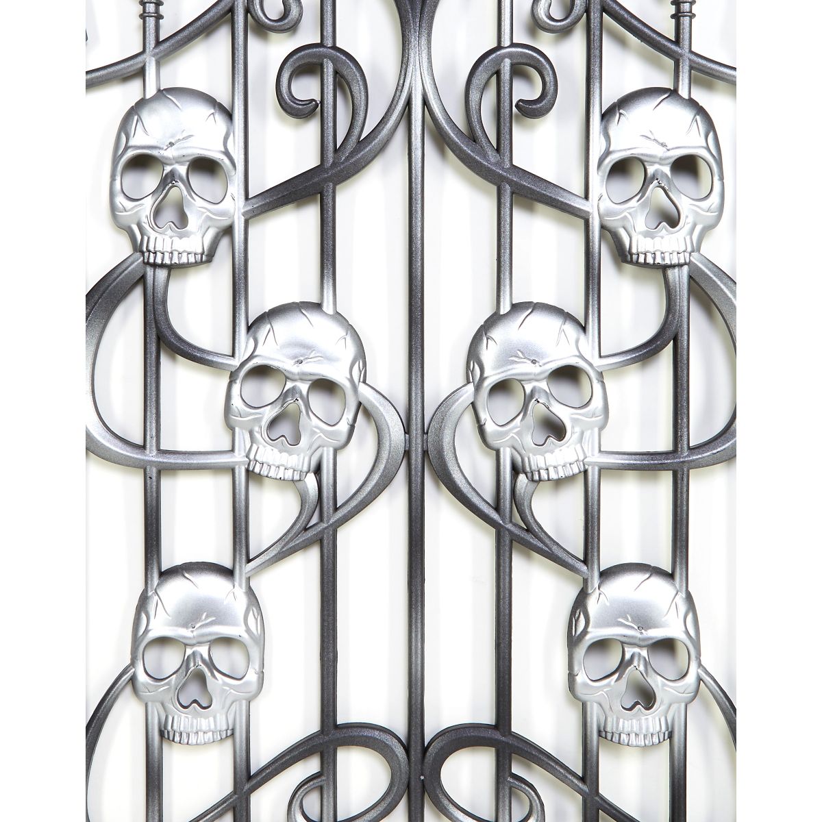 3 Ft Skull Swirl Fence