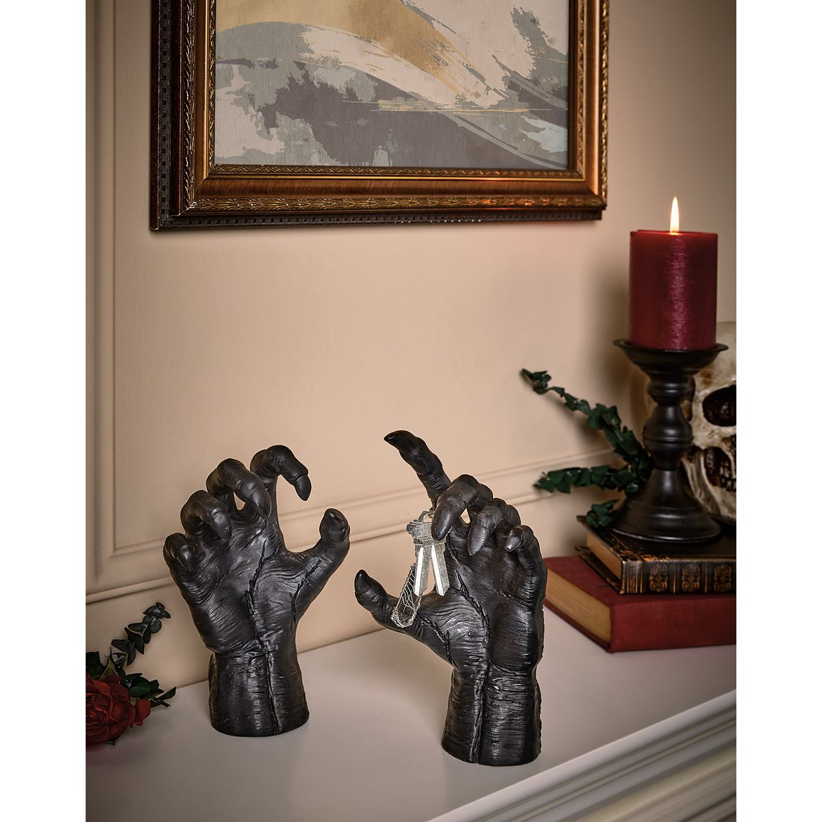 Black Clawed Hand Decoration Set BLACK