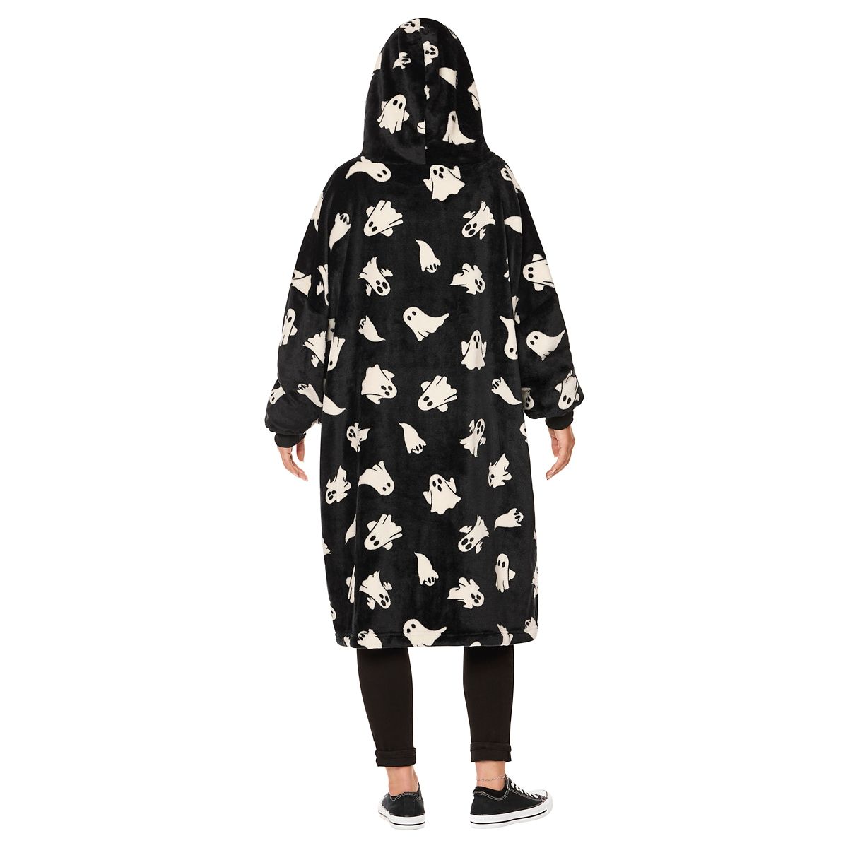 Ghost Wearable Blanket BLACK AND WHITE
